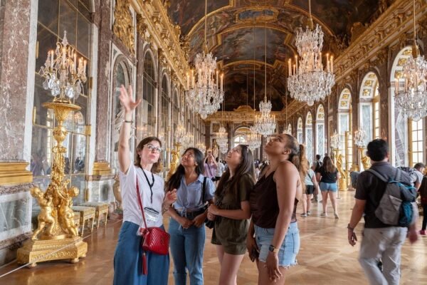 Versailles Palace and Gardens Tour from Paris