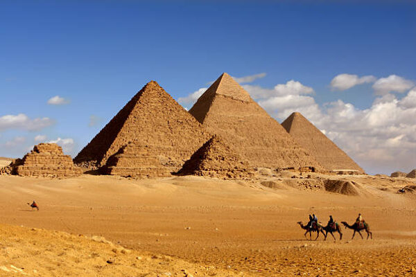 Experience Cairo & Giza – Pyramids, Culture & Streets