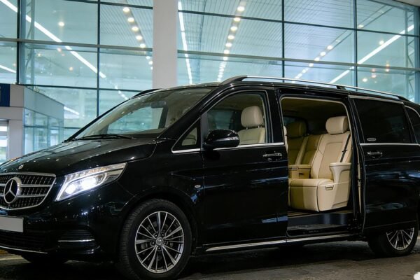 Las Vegas: LAS Airport Private Transfer to/from Strip Hotels